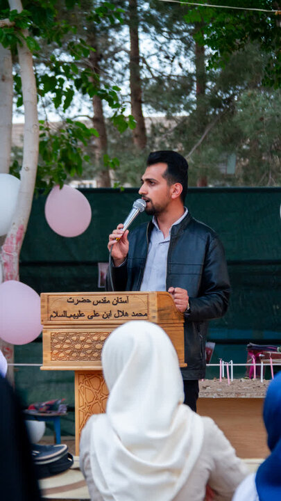تصاویر/ جشن روز دختر به همراه یاد دانش آموزان دختر دبستان شجره طیبه میناب در نجف ایران