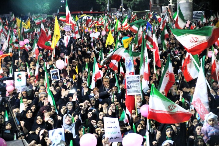 تصاویر/ اجتماع دختران جان فدای کرمانی