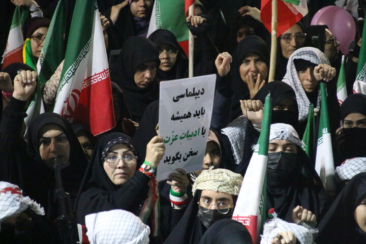 تصاویر/ اجتماع دختران جان فدای کرمانی