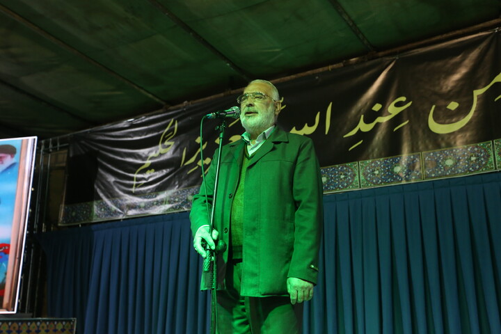 تصاویر / چهل و نهمین شب حضور و کارت قرمز مردم اصفهان به ترامپ