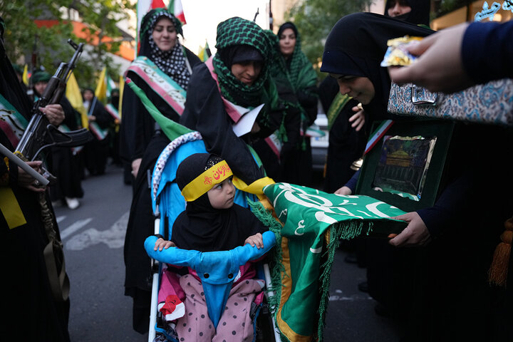 اجتماع بزرگ دختران جان فدای ایران معطر به شمیم پرچم فاطمی شد