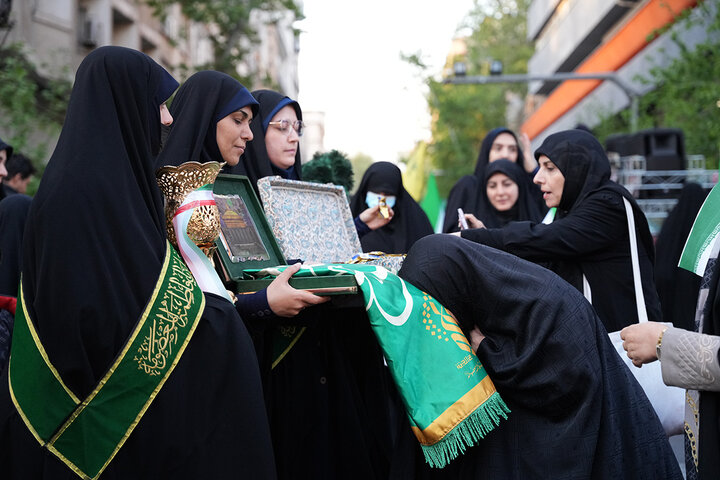 اجتماع بزرگ دختران جان فدای ایران معطر به شمیم پرچم فاطمی شد