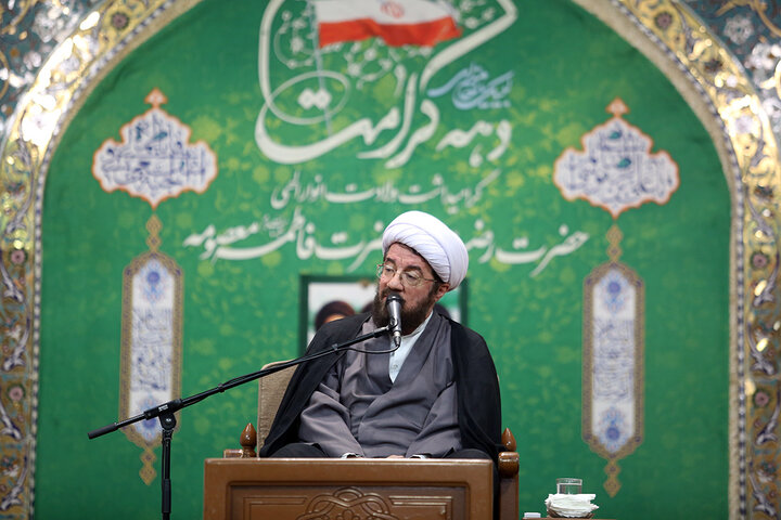 مراسم گرامیداشت میلاد حضرت معصومه (س) در حرم مطهر