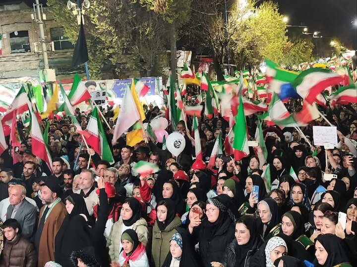 تصاویر/ استمرار حضور حماسی خیابانی مردم ارومیه در دفاع از نظام اسلامی