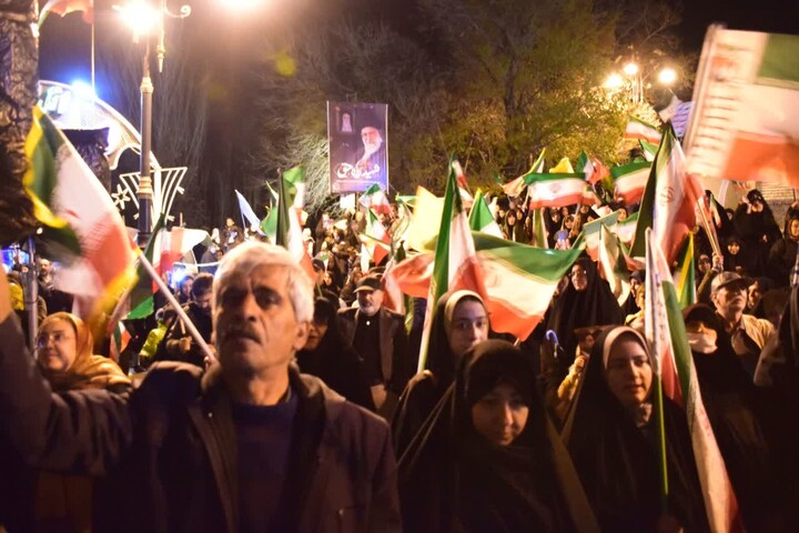 تصاویر / حضور و سخنرانی رئیس سازمان بسیج اساتید، طلاب و روحانیون کشور در جمع اجتماع کنندگان منطقه ائل گلی تبریز