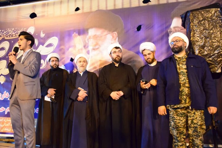 تصاویر / حضور و سخنرانی رئیس سازمان بسیج اساتید، طلاب و روحانیون کشور در جمع اجتماع کنندگان منطقه ائل گلی تبریز