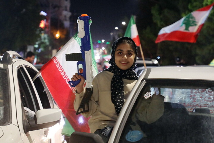 تصاویر/ اجتماع دختران جان فدای ایران