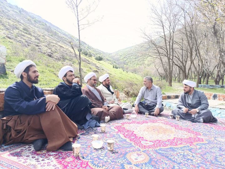 تصاویر/ اردوی یک روزه طلاب و اساتید مدرسه علمیه امام صادق( ع) نقده