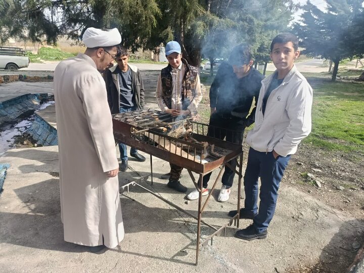 تصاویر/ اردوی یک روزه طلاب و اساتید مدرسه علمیه امام صادق( ع) نقده