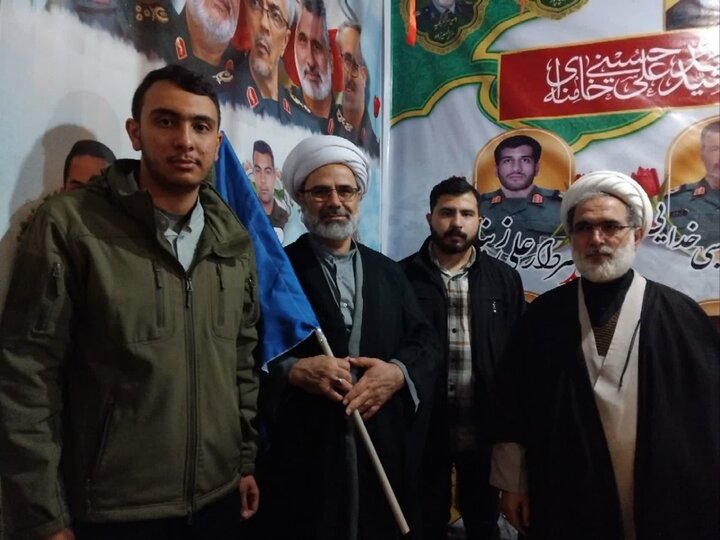 تصاویر/ برپایی مواکب جهاد تبیین با محوریت پاسخ به شبهات و سوالات با حضور اساتید مدرسه علمیه امام خمینی  ارومیه