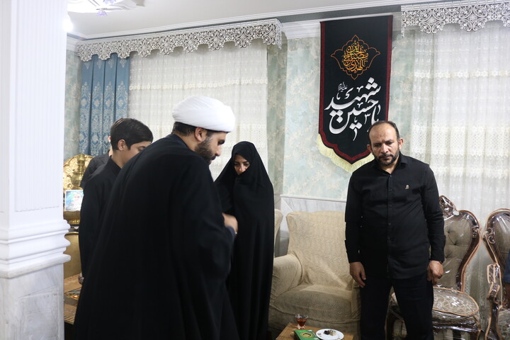 تصاویر/ دیدار کاروان سفیران اهل بیت(ع) با خانواده شهید مهدی حامدی