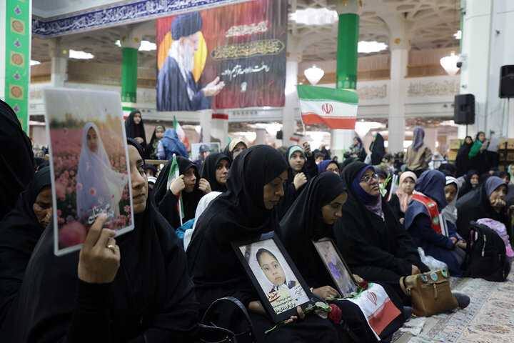 میزبانی حرم مطهر بانوی کرامت از ۷ هزار دختر در جشن «دختران ایران»