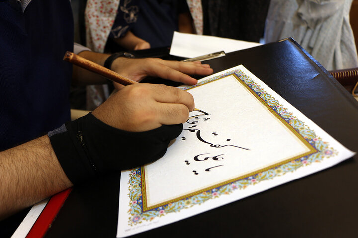 خوشنویسی القاب حضرت معصومه(س) در سالروز میلاد ایشان