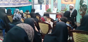 نشست تبیینی تبلیغی «دختران آرمانی» در مسجد امیرالمومنین(ع) برگزار شد/ بیعت دختران فاطمی با حضرت آیت الله سیدمجتبی خامنه‌ای