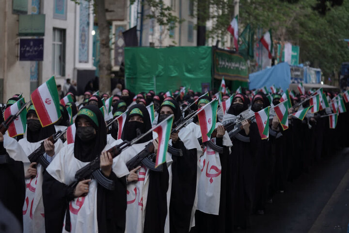 تصاویر/ اجتماع و رزمایش بزرگ دختران شهریار