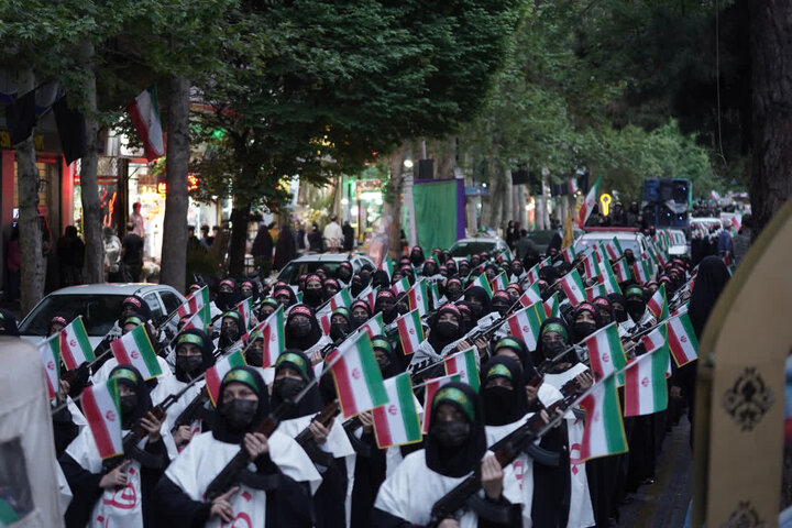 تصاویر/ اجتماع و رزمایش بزرگ دختران شهریار