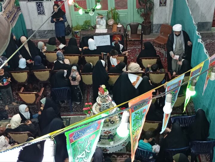 تصاویر/ نشست تبیینی «دختران آرمانی» در مسجد امیرالمومنین(ع)