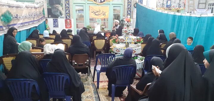 تصاویر/ نشست تبیینی «دختران آرمانی» در مسجد امیرالمومنین(ع)