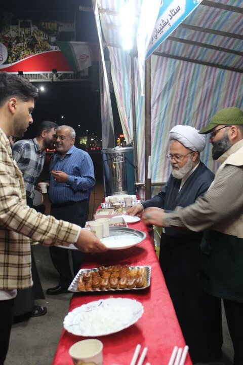 تصاویر/ برپایی موکب «ستاد پشتیبانی فرهنگی جبهه مقاومت بخش لاله آباد» در شهر زرگر