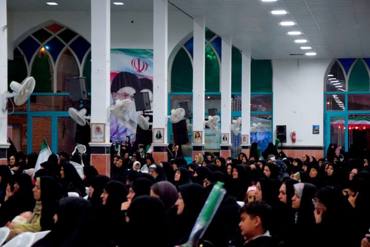 تصاویر/یادواره معصومه های وطن در مصلی شهید آیت الله خامنه ای آران و بیدگل