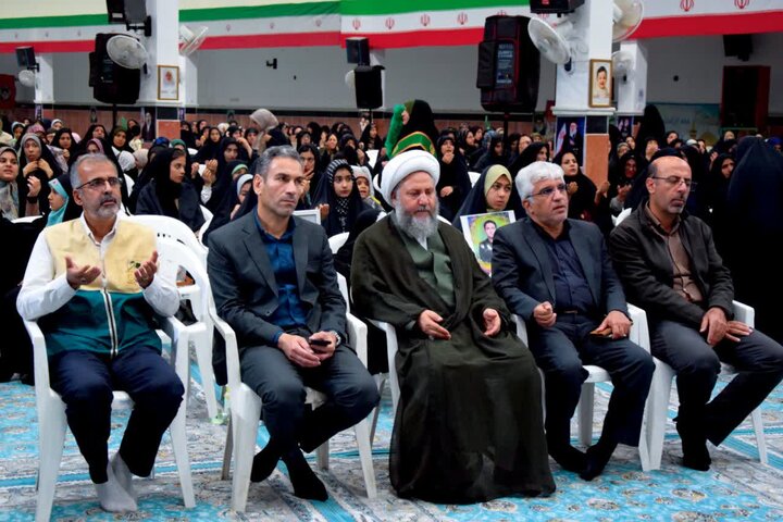 تصاویر/یادواره معصومه های وطن در مصلی شهید آیت الله خامنه ای آران و بیدگل
