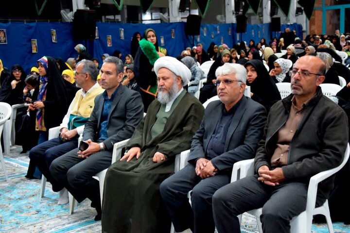 تصاویر/یادواره معصومه های وطن در مصلی شهید آیت الله خامنه ای آران و بیدگل