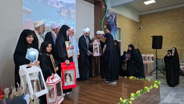 تصاویر / جشن میلاد حضرت معصومه(س) و بزرگداشت دختران ایران در مسجد طوبی تبریز