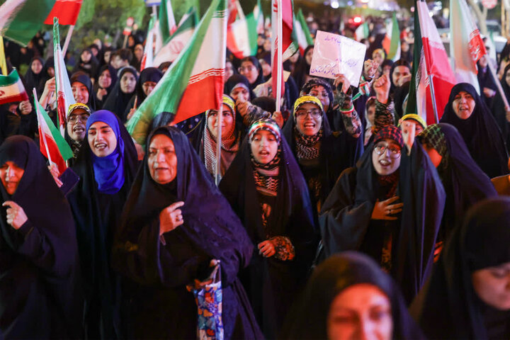 تصاویر/ اجتماع لبیک یا امام در بوشهر