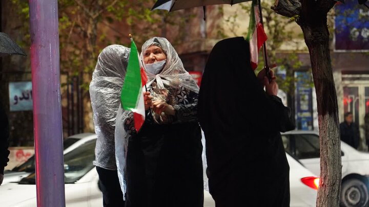 تصاویر / موج 51 حماسه خیابان خوی با حضور فرمانده سپاه شهدای آذربایجان‌غربی