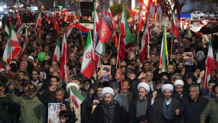 تصاویر / موج 51 حماسه خیابان خوی با حضور فرمانده سپاه شهدای آذربایجان‌غربی