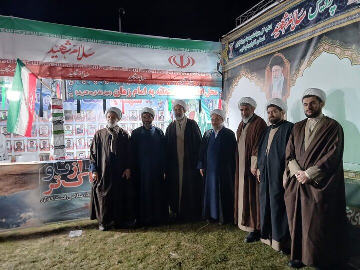 تصاویر/ حضور مسئول سازمان بسیج اساتید، طلاب و روحانیون کشور در تجمع مردمی ارومیه
