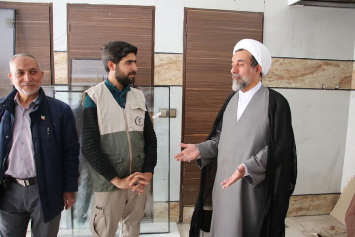 تصاویر|بازدید حجت‌الاسلام والمسلمین خطاط از منازل آسیب دیده و فعالیت گروه های جهادی