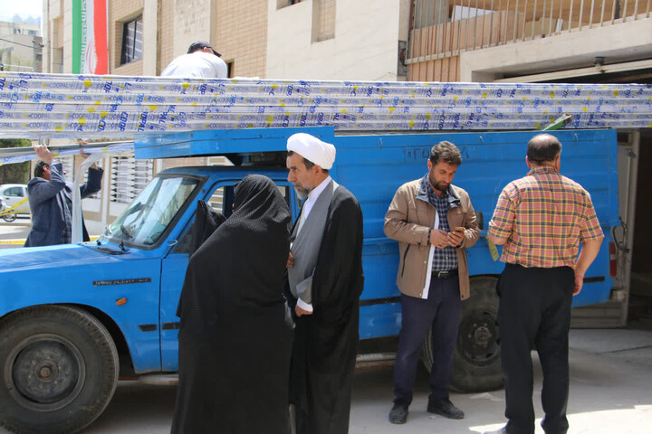 تصاویر|بازدید حجت‌الاسلام والمسلمین خطاط از منازل آسیب دیده و فعالیت گروه های جهادی