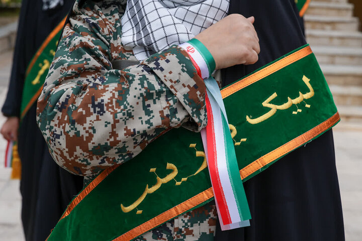 تصاویر/ رژه دختران جانفدا در بوشهر