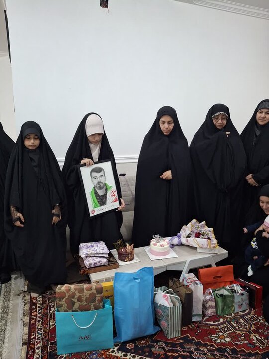 تصاویر/ تجلیل از دختر شهید جنگ رمضان در شهرستان جم