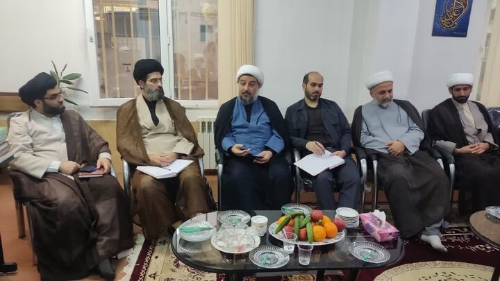 تصاویر/ دیدار و بازدید معاونین حوزه علمیه استان گیلان از مدارس علمیه امام صادق (ع) و سفیران شهرستان تالش