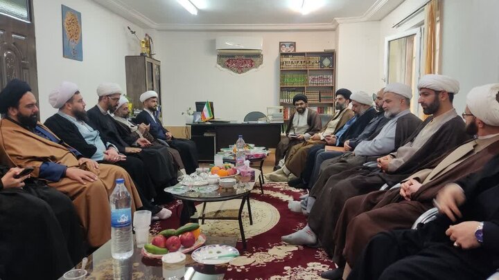 تصاویر/ دیدار و بازدید معاونین حوزه علمیه استان گیلان از مدارس علمیه امام صادق (ع) و سفیران شهرستان تالش