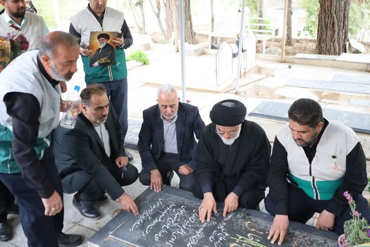 تصاویر/تجدید عهد و میثاق کانون‌های خدمت رضوی شهرستان نطنز با آرمان های شهداء