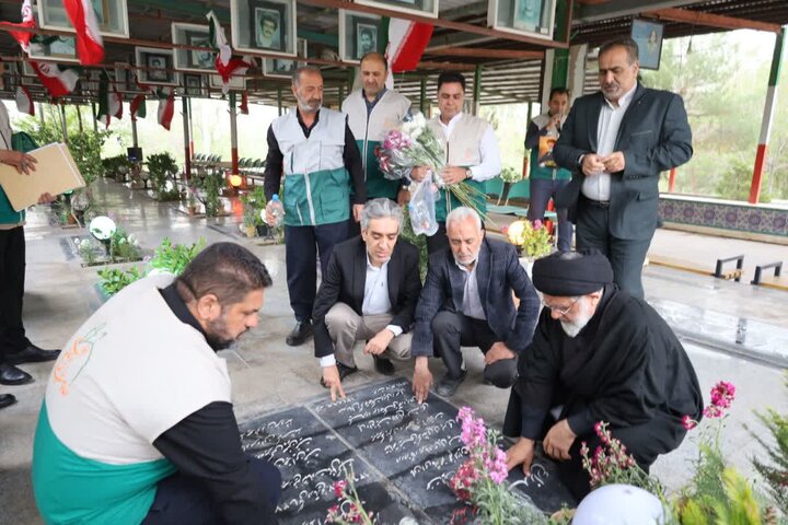 تصاویر/تجدید عهد و میثاق کانون‌های خدمت رضوی شهرستان نطنز با آرمان های شهداء