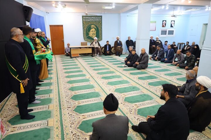 تصاویر/ حضور خادمان حرم حضرت معصومه (س) در دفتر نماینده ولی فقیه در استان مازندران