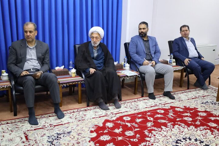 تصاویر/ دیدار مسئولان اداره کل غله و خدمات بازرگانی مازندران با نماینده ولی فقیه در استان