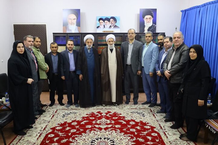 تصاویر/ دیدار مسئولان اداره کل غله و خدمات بازرگانی مازندران با نماینده ولی فقیه در استان