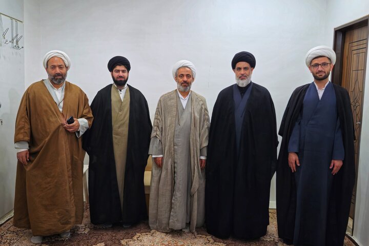 تصاویر/ تکریم حجت‌الاسلام والمسلمین مهدی معتمدی حافظ کل قرآن و استاد حفظ طرح شجره طیبه