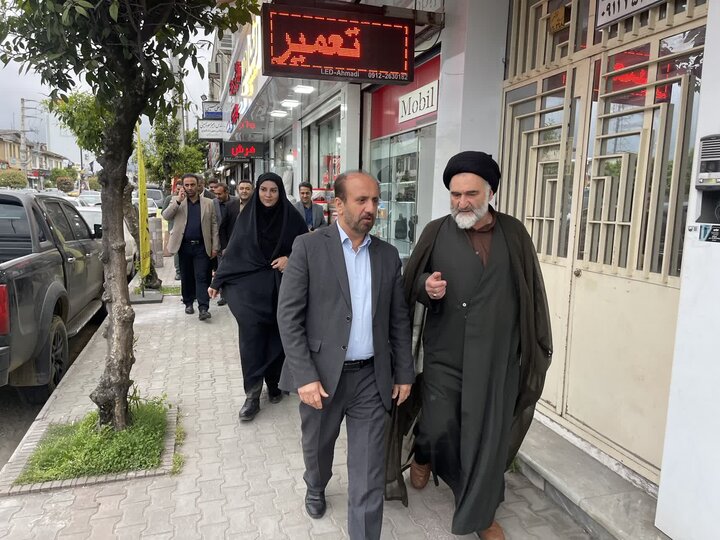 تصاویر/ سرکشی امام جمعه شهرستان نوشهر و مسئولان از نانواییها و فروشگاه های شهرستان