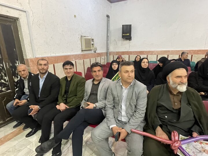 تصاویر/ حضور امام جمعه نوشهر در مراسم تقدیر از فرزندان شهدای جنگ رمضان