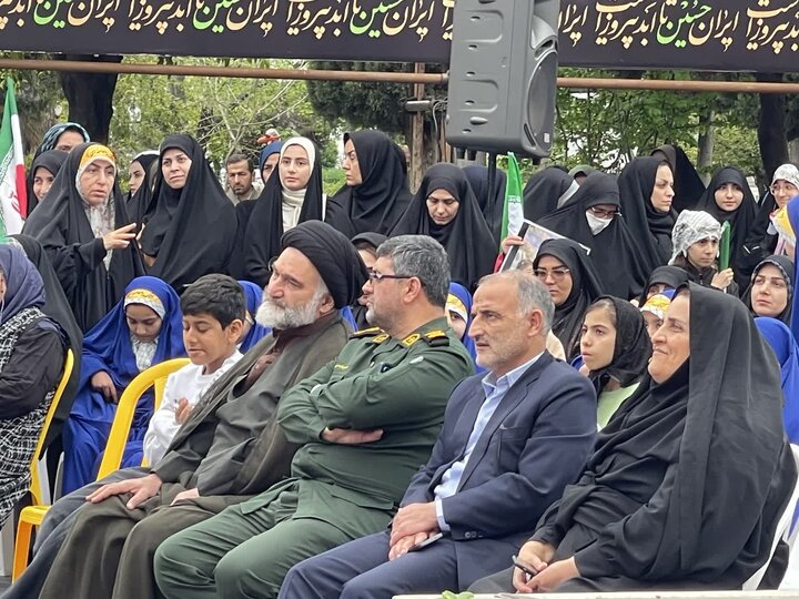 تصاویر/ حضور امام جمعه شهرستان نوشهر در اجتماع بزرگ دختران جان فدای ایران