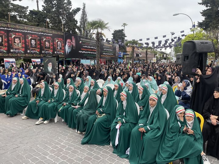 تصاویر/ حضور امام جمعه شهرستان نوشهر در اجتماع بزرگ دختران جان فدای ایران