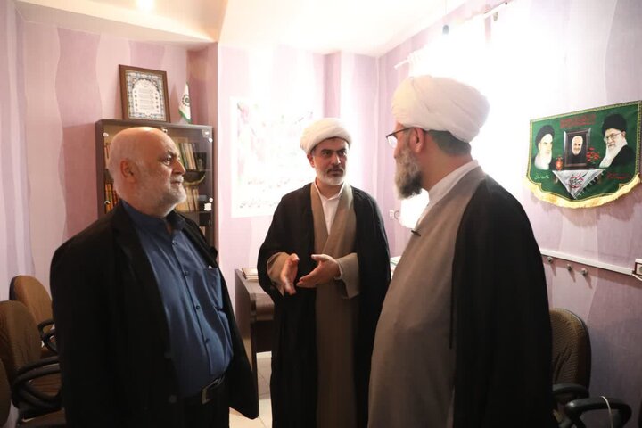 تصاویر/ نماینده ولی‌فقیه در استان سمنان در بازدید از بنیاد فرهنگی مهدی موعود(عج)