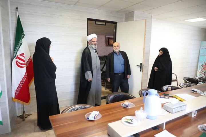 تصاویر/ نماینده ولی‌فقیه در استان سمنان در بازدید از بنیاد فرهنگی مهدی موعود(عج)