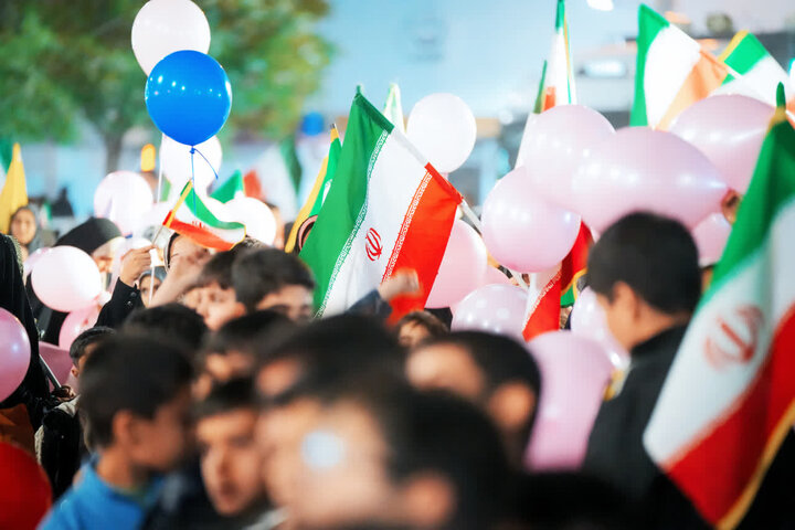 تصاویر/ اجتماع بزرگ فرشته ها  در کرمان
